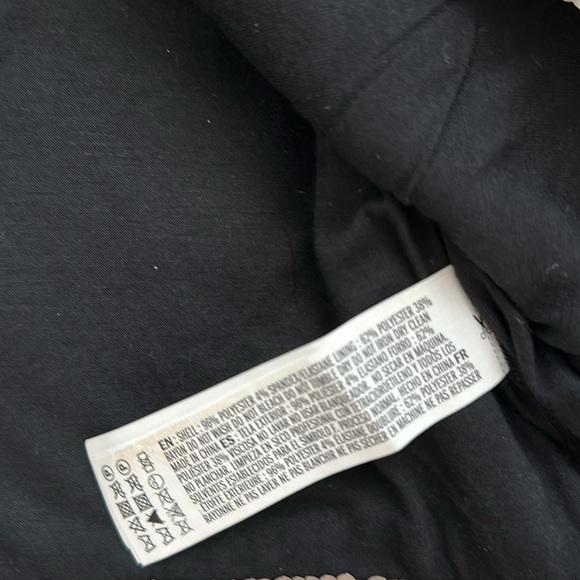 FOREVER 21 | Sequin Crop Top | Size M - Picture 9 of 9